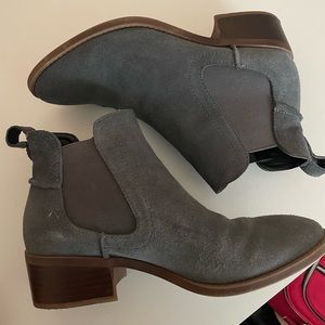 Steve Madden Suede Dicey Booties